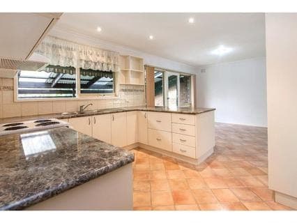 3 McMurtry Way, FRANKSTON, Frankston - Thumbnail 3