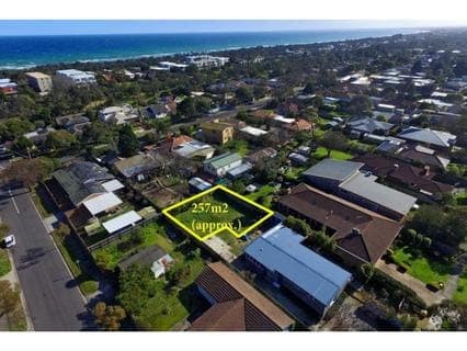 154 Fortescue Avenue, SEAFORD VIC 3198, Seaford - Thumbnail 2