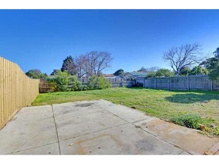 154 Fortescue Avenue, SEAFORD VIC 3198, Seaford - Thumbnail 4