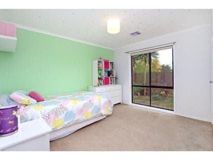 29 Sherwood Avenue, ROSEBUD, Rosebud - Thumbnail 8