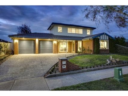 7 Allchin Avenue, MORNINGTON, Mornington - Thumbnail 2