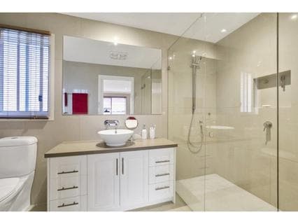 7 Allchin Avenue, MORNINGTON, Mornington - Thumbnail 8