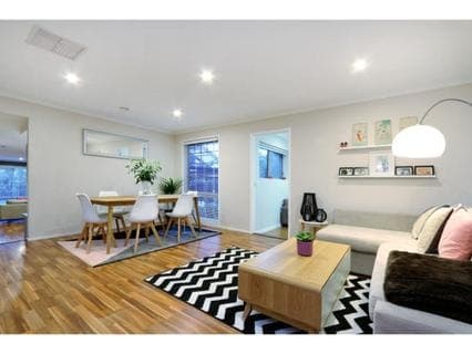42 Caversham Drive, MORNINGTON, Mornington - Thumbnail 3