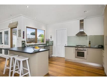 24 Elizabeth Avenue, CAPEL SOUND, Capel Sound - Thumbnail 3