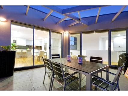 27 Tanti Avenue, MORNINGTON, Mornington - Image 1