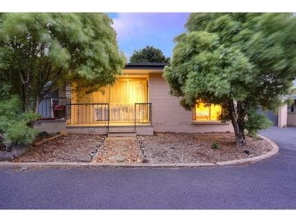 2/823 Nepean Highway, MORNINGTON, Mornington - Image 1