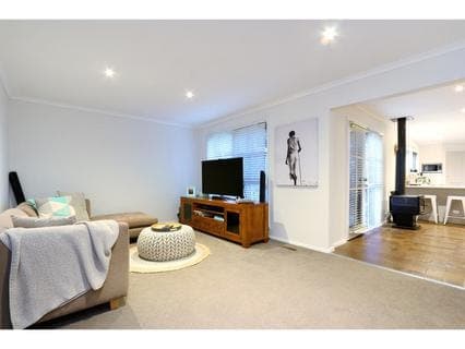 8 Rochester Road, SOMERVILLE, Somerville - Thumbnail 3