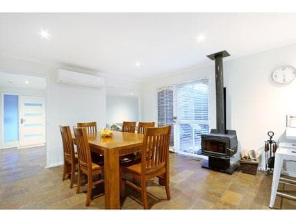8 Rochester Road, SOMERVILLE, Somerville - Thumbnail 4