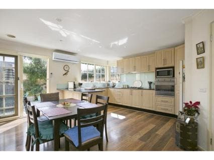 2/6 Nelson Street, MORNINGTON, Mornington - Thumbnail 4