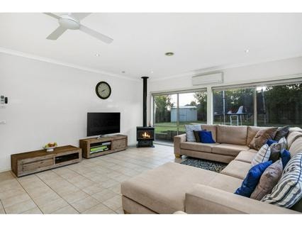 6 Gary Court, MOUNT MARTHA, Mount Martha - Thumbnail 5