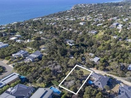 46 Finlayson Avenue, MOUNT MARTHA, Mount Martha - Thumbnail 3