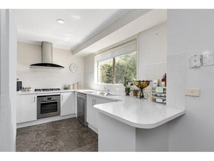 2/19 Messmate Court, MOUNT MARTHA, Mount Martha - Thumbnail 2