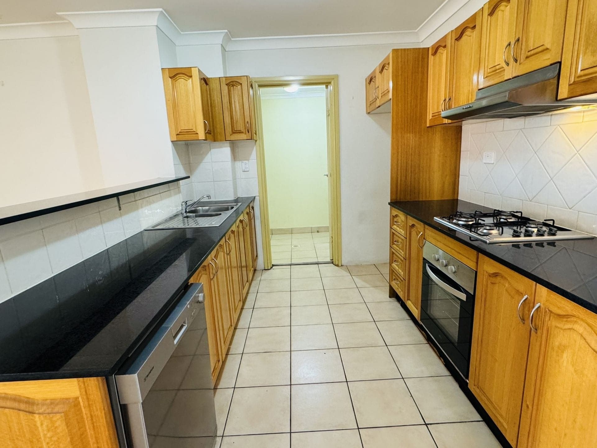 50/2-6 Market Street, Rockdale, Rockdale - Thumbnail 3