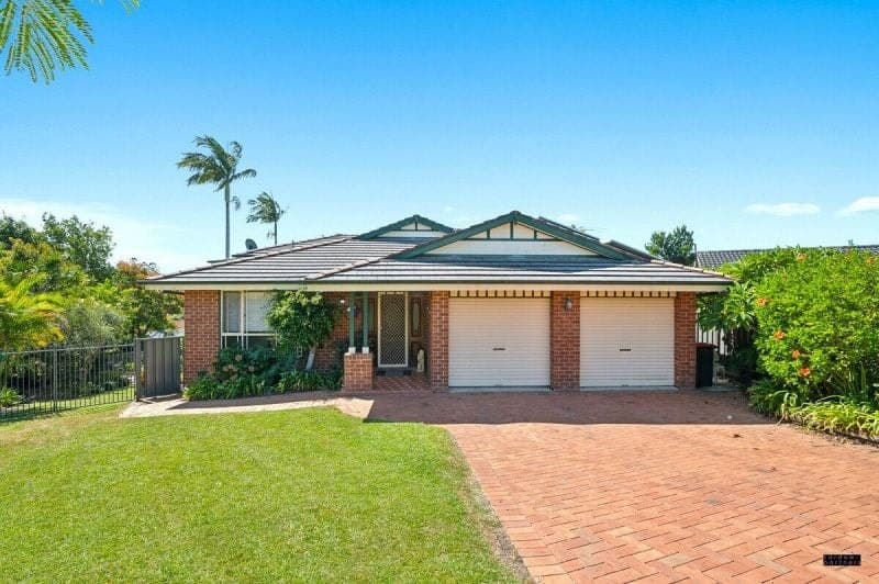 10 Alma Place URUNGA NSW, Urunga - Image 1