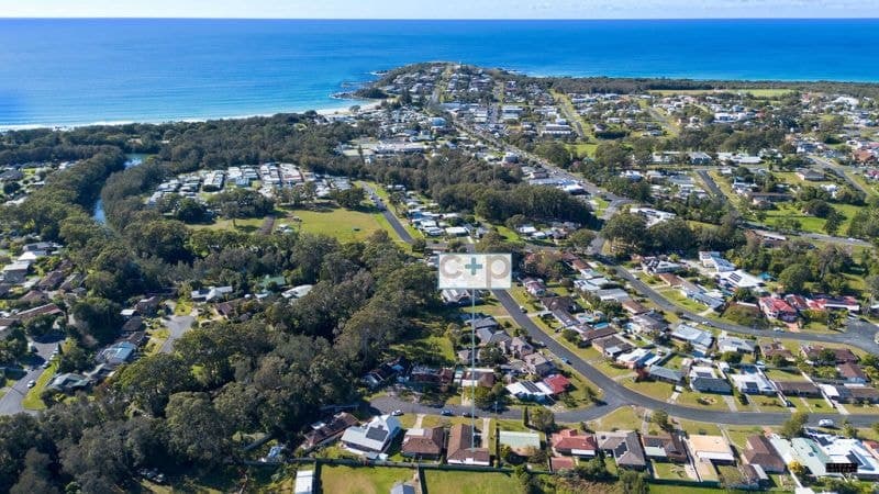 2/8 Kim Close WOOLGOOLGA NSW, Woolgoolga - Thumbnail 2