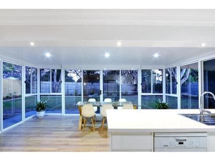 28 Yarrabin Drive, MOUNT MARTHA, Mount Martha - Thumbnail 2