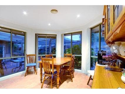 12 Colebrook Court, MORNINGTON, Mornington - Thumbnail 8