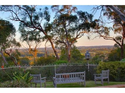 30-32 Banool Crescent, MOUNT ELIZA, Mount Eliza - Thumbnail 2