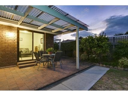 26 Deighton Drive, ROSEBUD, Rosebud - Thumbnail 5