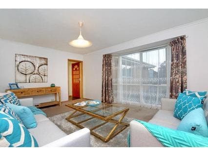 67 Dorothy Crescent, MORNINGTON, Mornington - Thumbnail 4
