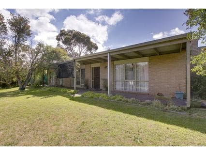 1 Portrush Grove, MORNINGTON, Mornington - Thumbnail 3