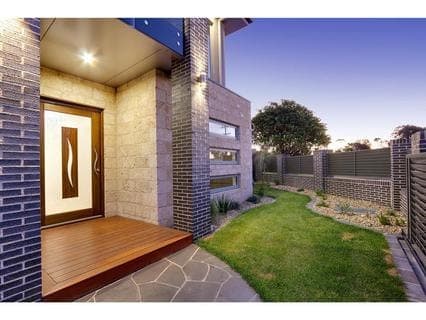 2 Coral Road, MORNINGTON, Mornington - Thumbnail 4