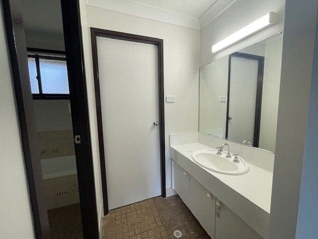 140 Helicia Road, Macquarie Fields, Macquarie Fields - Thumbnail 7