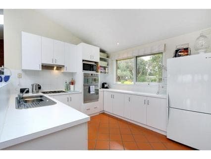 7 Lindsay Grove, MOUNT MARTHA, Mount Martha - Thumbnail 4