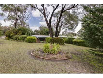 16 Carrathool Avenue, ROSEBUD, Rosebud - Thumbnail 2