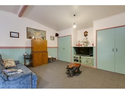 16 Carrathool Avenue, ROSEBUD, Rosebud - Thumbnail 4