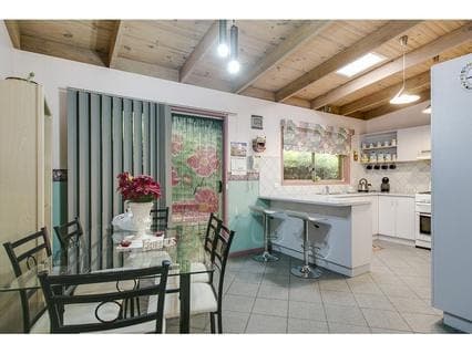 16 Carrathool Avenue, ROSEBUD, Rosebud - Thumbnail 5