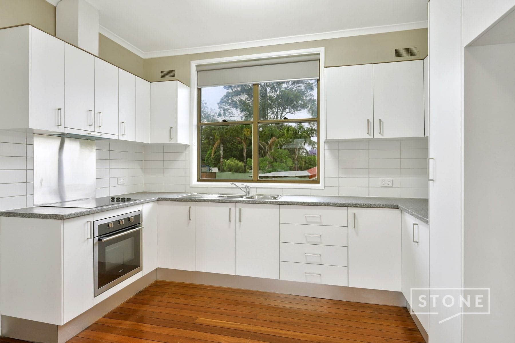 16 Sturt Street, Lalor Park, Lalor Park - Thumbnail 2
