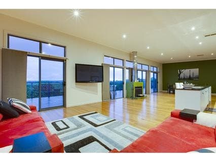 36 Kathleen Crescent, Mornington - Thumbnail 3