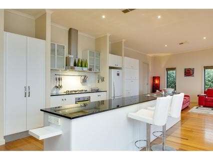 36 Kathleen Crescent, Mornington - Thumbnail 4