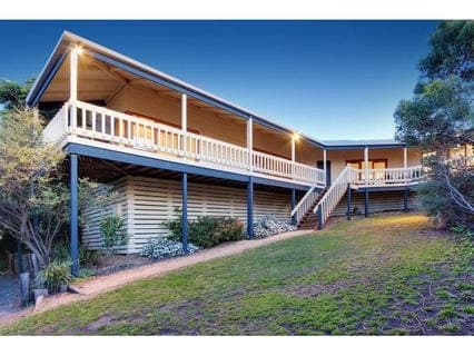 18 Ian Road, MOUNT MARTHA, Mount Martha - Thumbnail 3