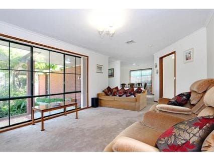 20 Weber Drive, MORNINGTON, Mornington - Thumbnail 3