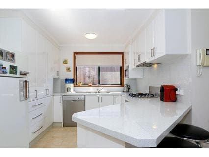 20 Weber Drive, MORNINGTON, Mornington - Thumbnail 4