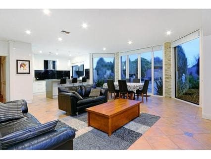 34 Birdrock Avenue, MOUNT MARTHA, Mount Martha - Thumbnail 3