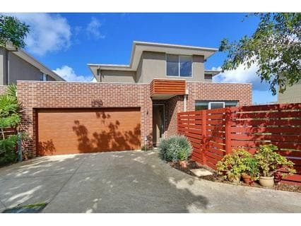 3/7 Hunter Street, MORNINGTON, Mornington - Image 1