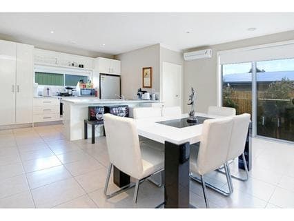 3/7 Hunter Street, MORNINGTON, Mornington - Thumbnail 3