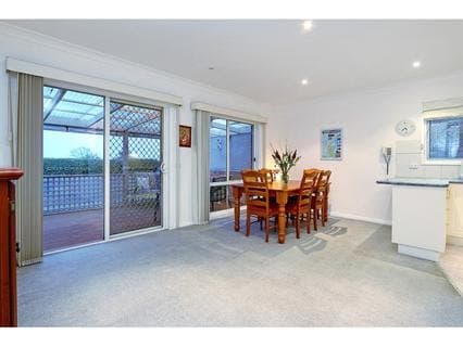 10 Karleen Court, MORNINGTON, Mornington - Thumbnail 6