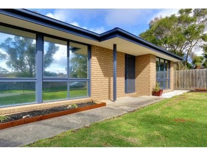 14 Owen Court, Somerville - Thumbnail 2