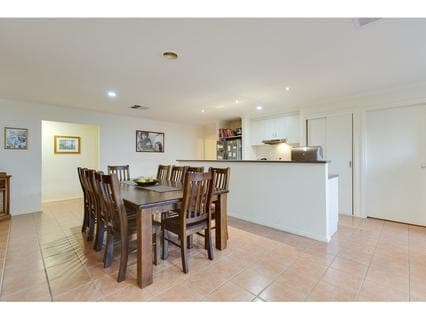 8 Norwegian Court, Mount Martha - Thumbnail 3