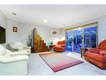 3 Chadacre Place, MORNINGTON, Mornington - Thumbnail 4