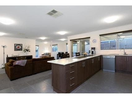 3 Maple View Court, MOUNT MARTHA, Mount Martha - Thumbnail 2