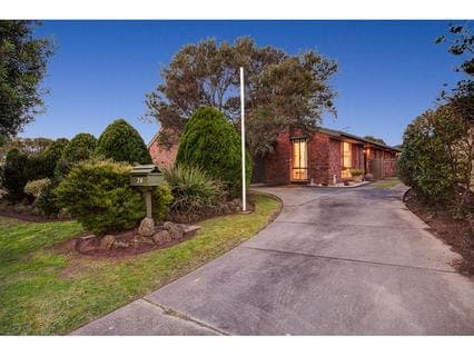 20 Pamela Place, MORNINGTON, Mornington - Image 1