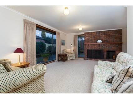 20 Pamela Place, MORNINGTON, Mornington - Thumbnail 3