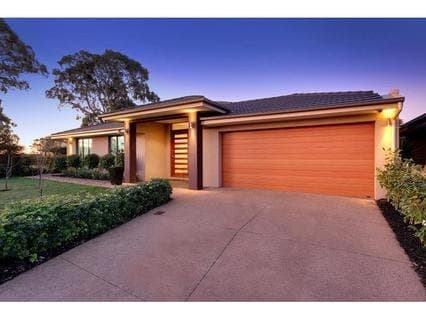 10 River Gum Place, SANDHURST, Sandhurst - Image 1