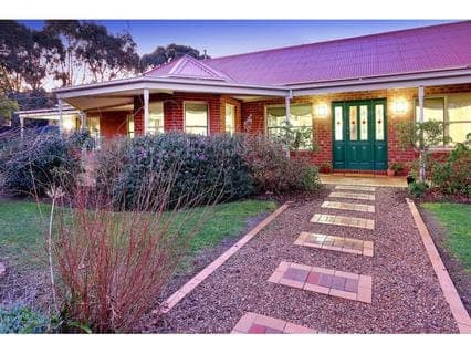 20 Cottage Place, MORNINGTON, Mornington - Thumbnail 2