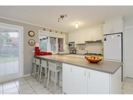12 Woodlands Grove, Safety Beach - Thumbnail 4